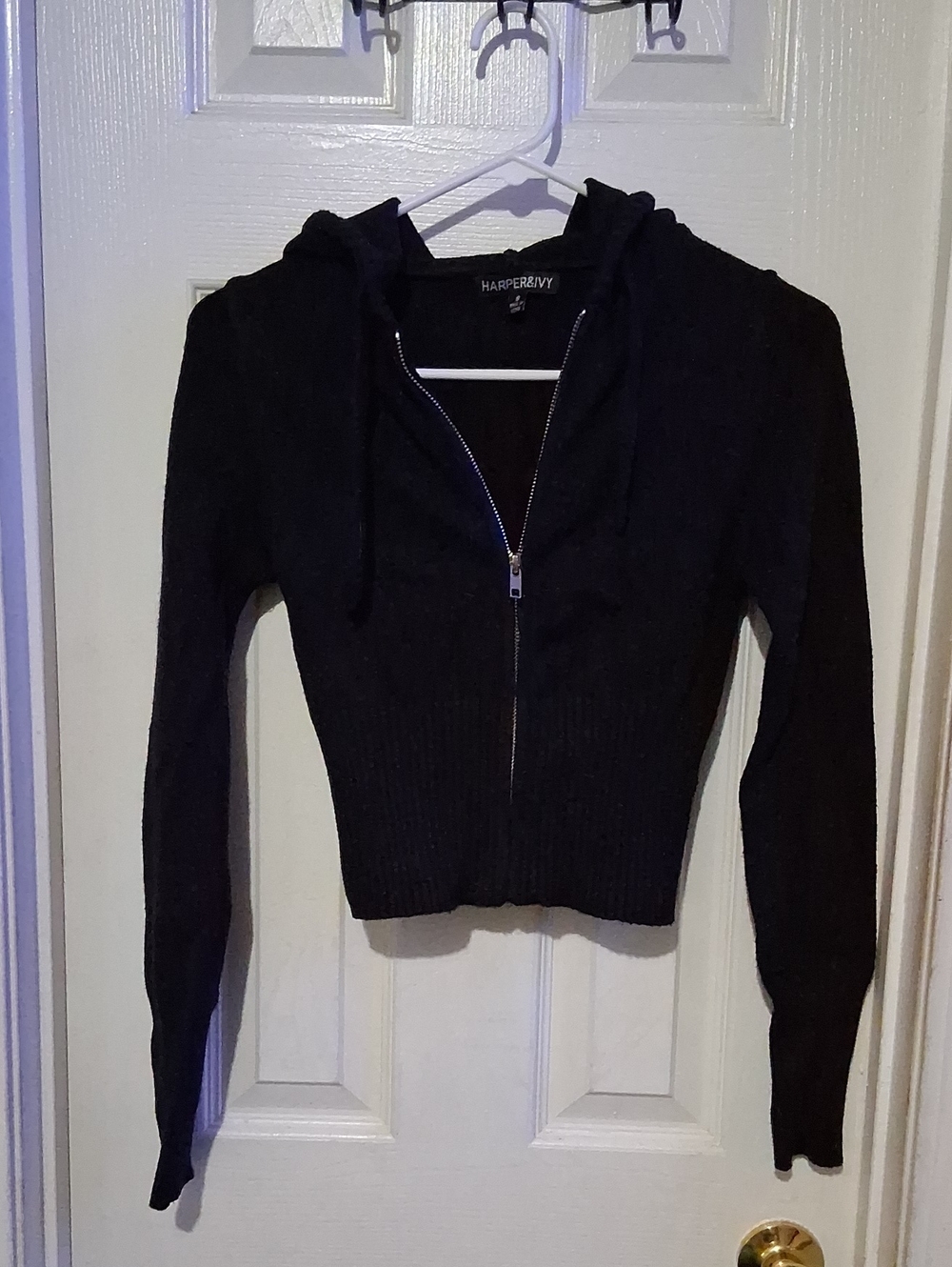 Harper & Ivy Cropped Black Zip-Up Hoodie